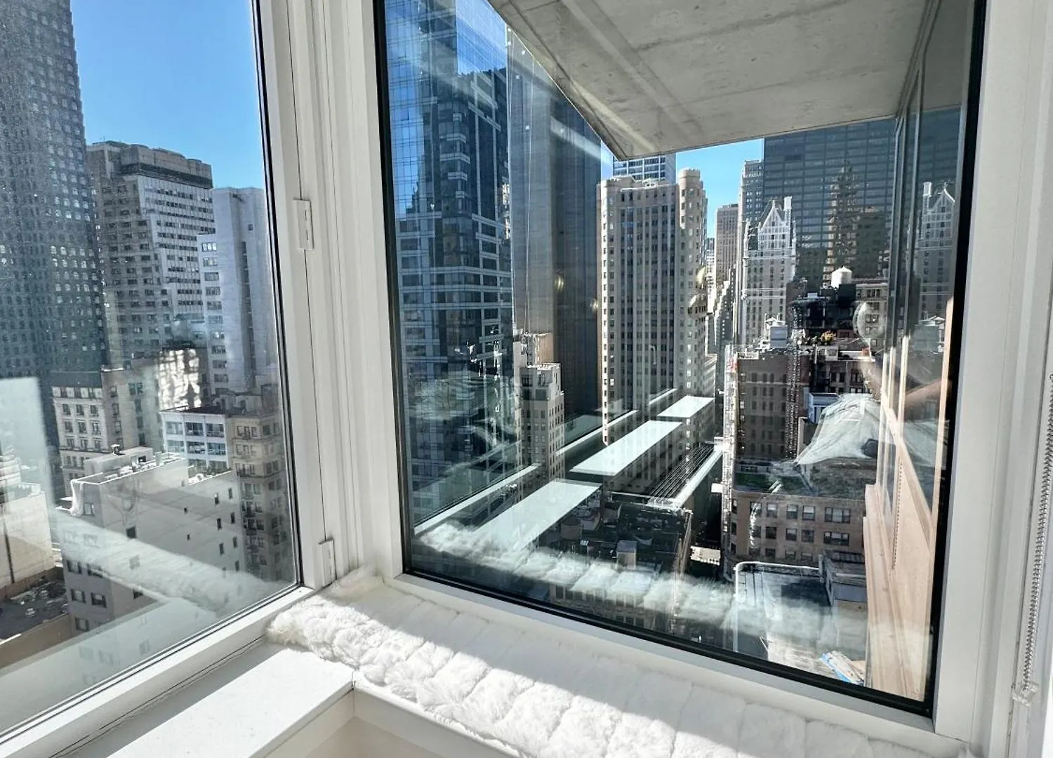 Appartement Chic Skyline 1Br Retreat à New York États-Unis
